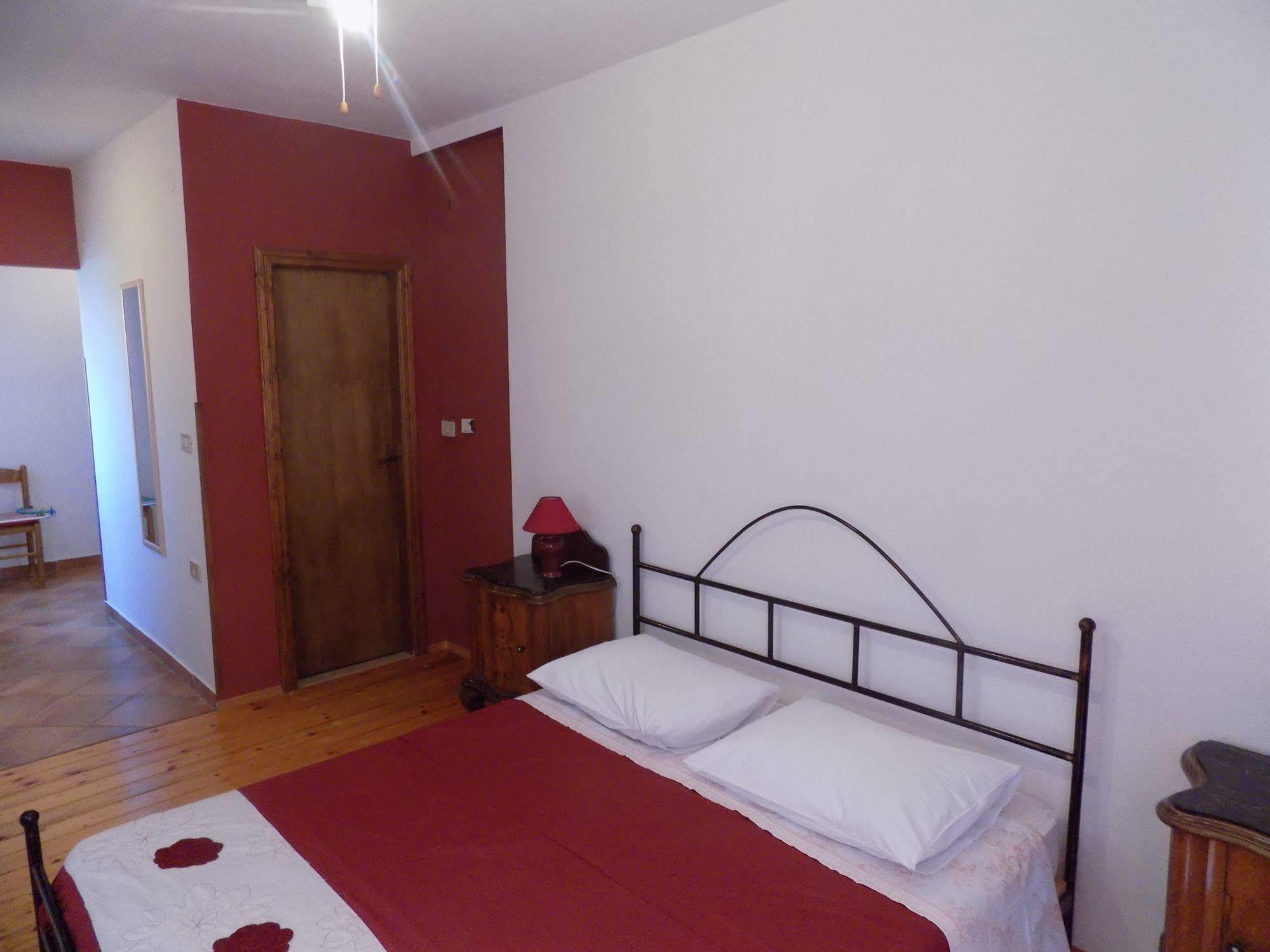 Rooms And Apartment Feral Rovinj Exterior foto